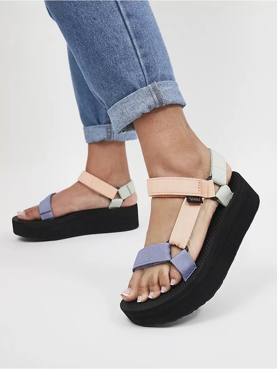 Teva Shoes - Teva Women’s Flatform Universal Sandals